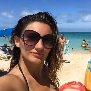 Jessica Simpson sunglasses😎🔥